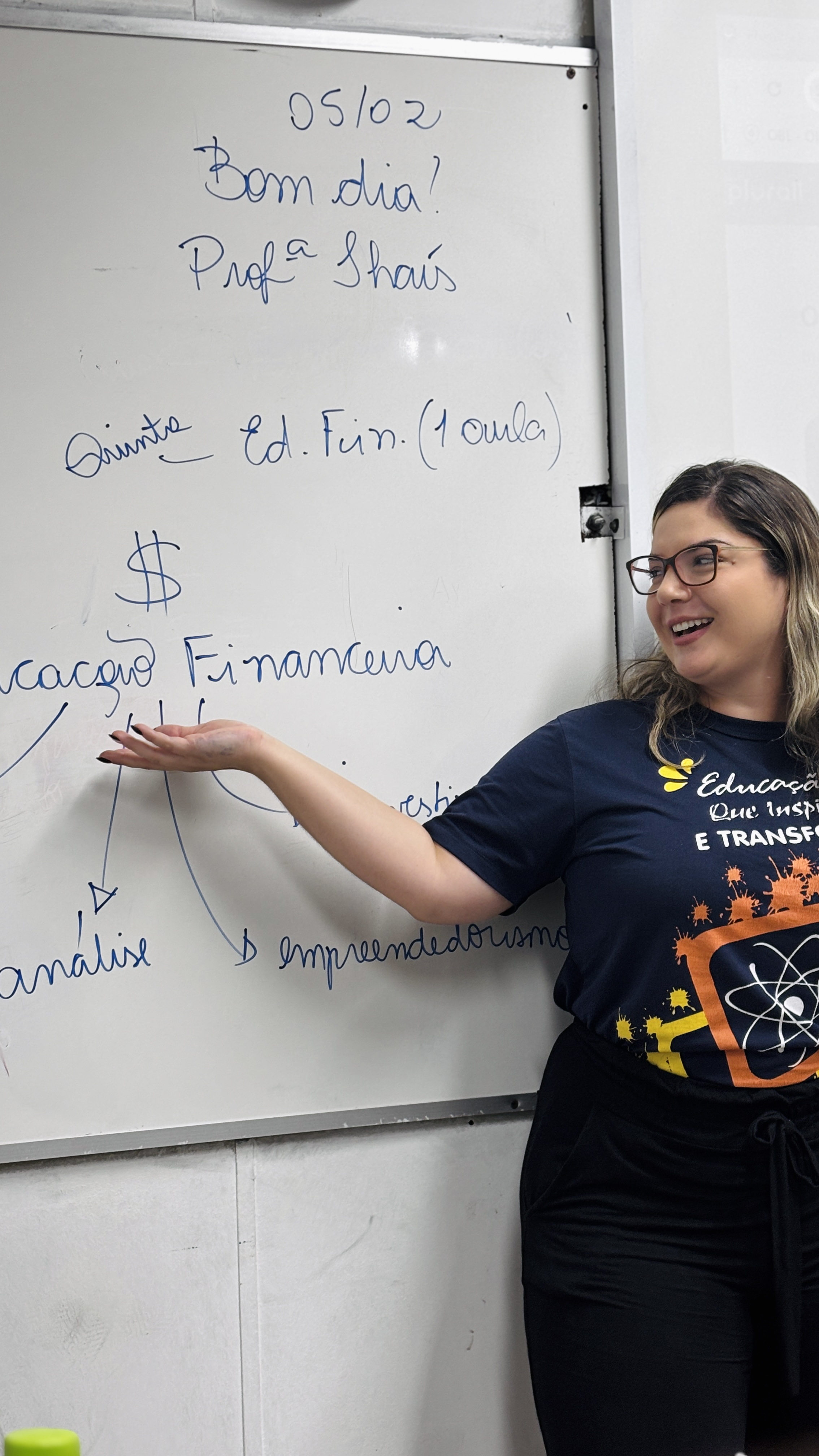 Aula de educação financeira no Colégio Genius